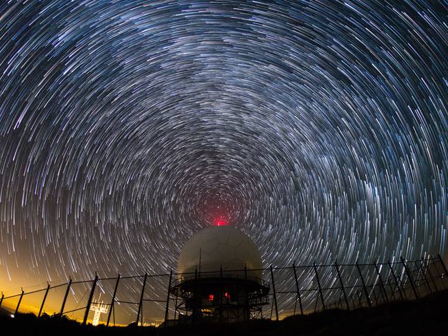 Se trata de la señal de radio de la galaxia más lejana registrada hasta ahora. Foto: Getty Images