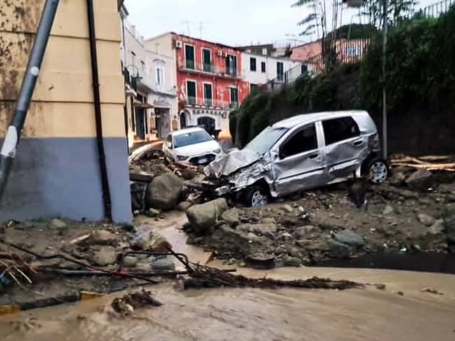 Destrucción en algunas zonas de la isla de Ischia, en Italia, tras lluvias y deslizamientos. 
(Foto: ANSA/Ansa/AFP via Getty Images)