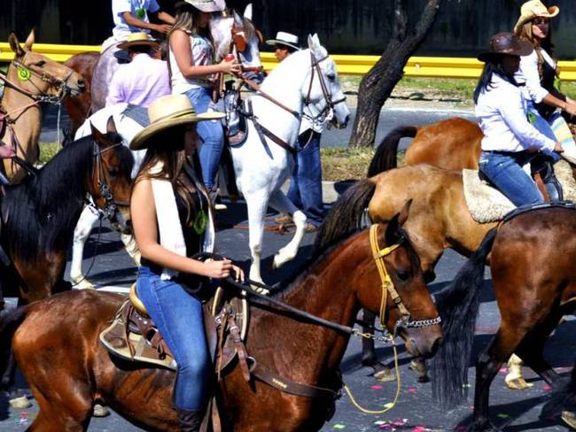 Desfile a caballo de la Feria de las Flores de Medellin