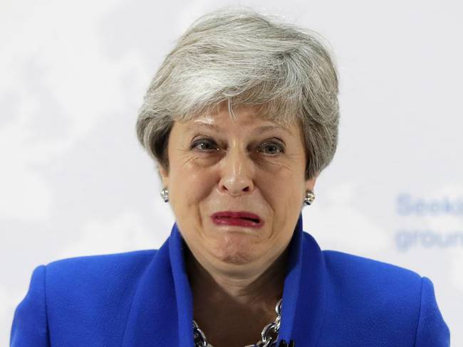 Las lagrimas de Theresa May por el Brexit