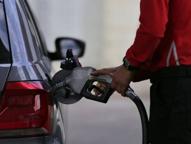 Precio de la gasolina no subirá en octubre, según confirmó el MinMinas 