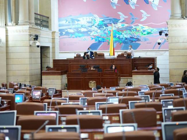 Cámara de Representantes ratifica el regreso a las sesiones presenciales