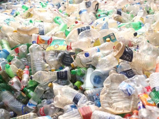Alcaldía de Puente Aranda restringirá el uso de plásticos de un solo uso