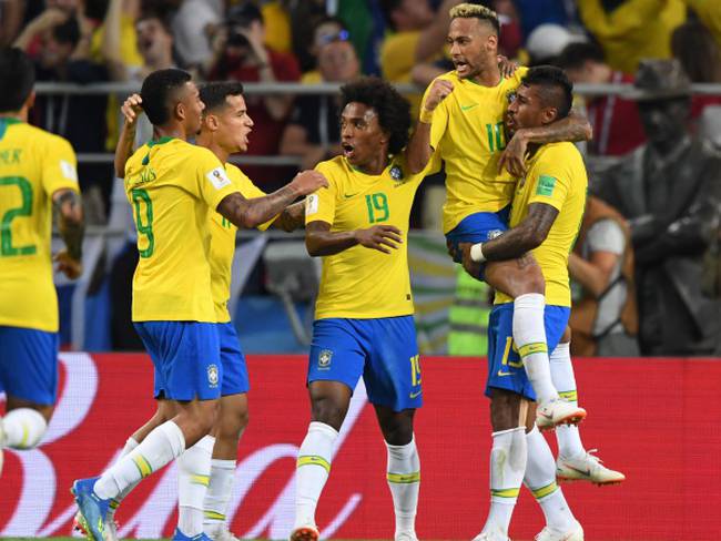 Brasil hizo su tarea y clasificó a los octavos de final de Rusia 2018