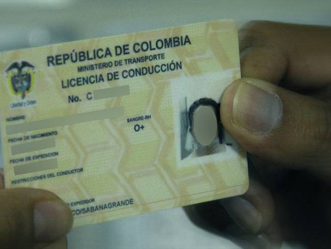 Más de 3 millones de colombianos deben renovar su licencia de conducción. Foto: Colprensa - RUNT