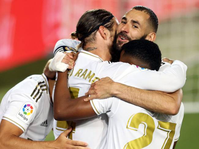 Celebración del Real Madrid durante la anotación de Sergio Ramos.