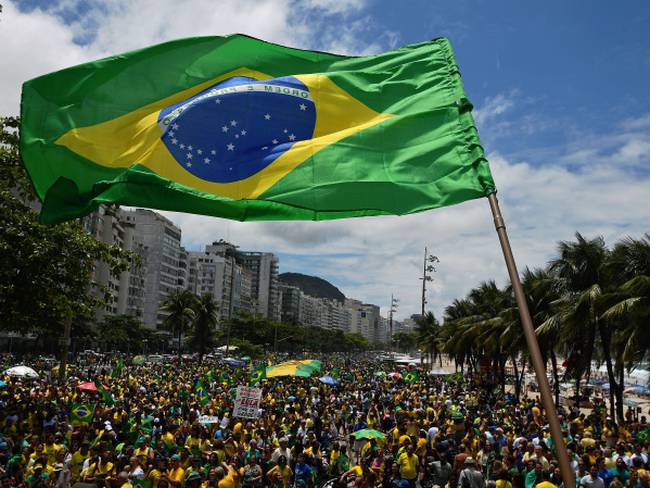 Haddad recorta distancia sobre Bolsonaro en encuesta Datafolha