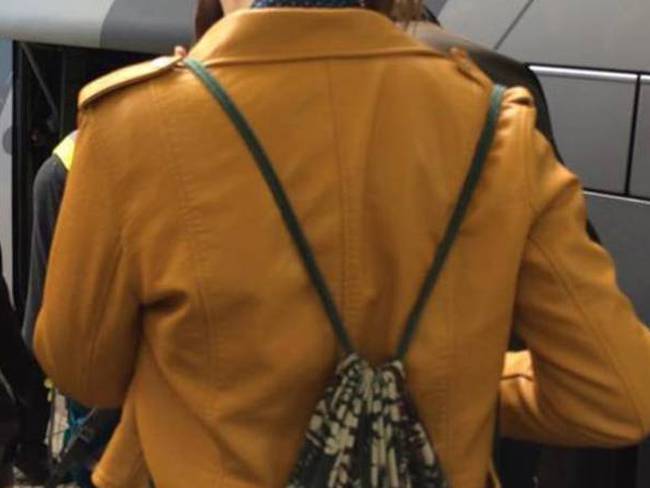 Chaqueta amarilla Zara Por qué el diseño de la chaqueta amarilla Zara es tan exitoso : Por qué diseño de la chaqueta amarilla de Zara tan exitoso