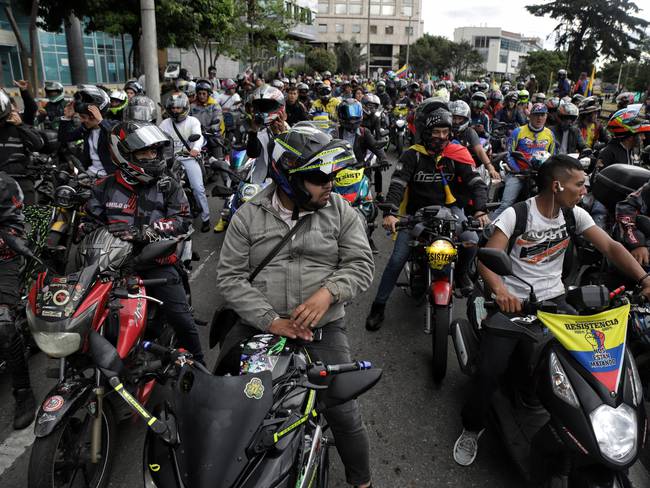 Motociclistas y Gobierno firmaron el pacto nacional por la seguridad vial