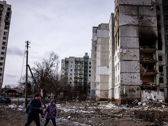 Edificios residenciales en Ucrania afectados por un bombardeo ruso.          Foto :Getty 
