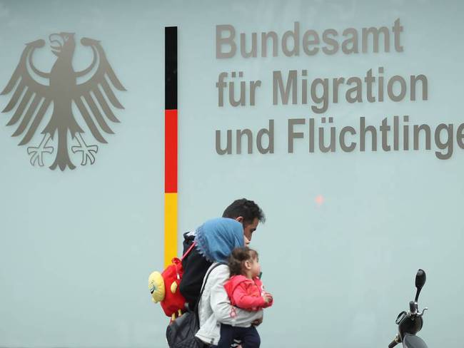 Llegada de refugiados a las oficinas migratorias de Alemania.             Foto: Getty 