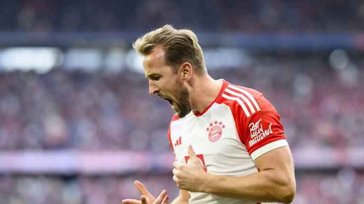 MUNICH, GERMANY - OCTOBER 28: Harry Kane of Munich celebrates after scoring his team&#039;s first goal  during the Bundesliga match between FC Bayern München and SV Darmstadt 98 at Allianz Arena on October 28, 2023 in Munich, Germany.