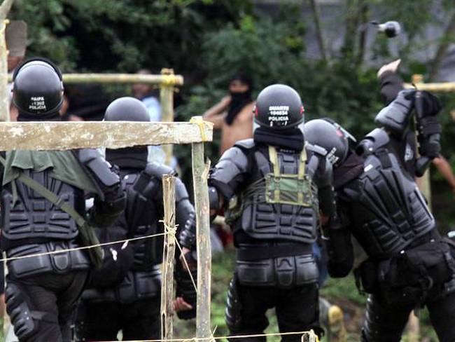 Guaqueros denuncian presuntos excesos de fuerza pública en zona esmeraldera