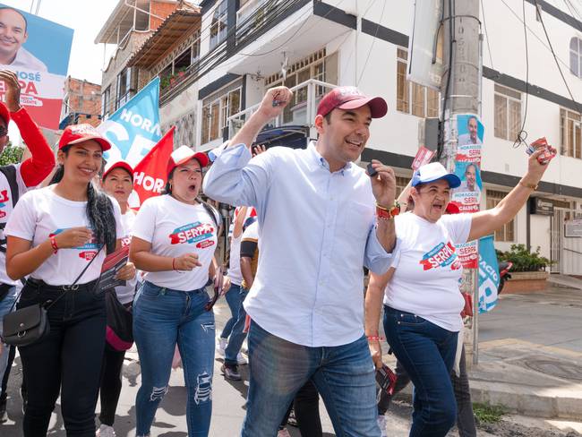 Crónica: Caminando con Horacio José Serpa por la comuna 12