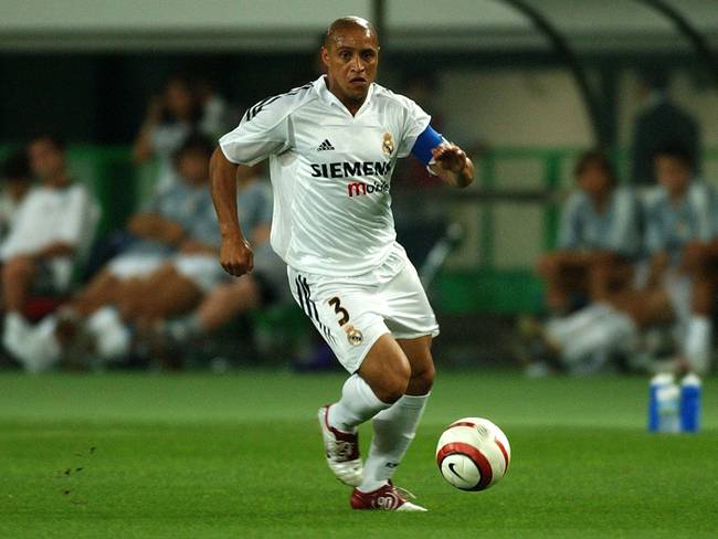 ¡Golazos! Roberto Carlos cumple 47 años y así lo recuerda la UEFA