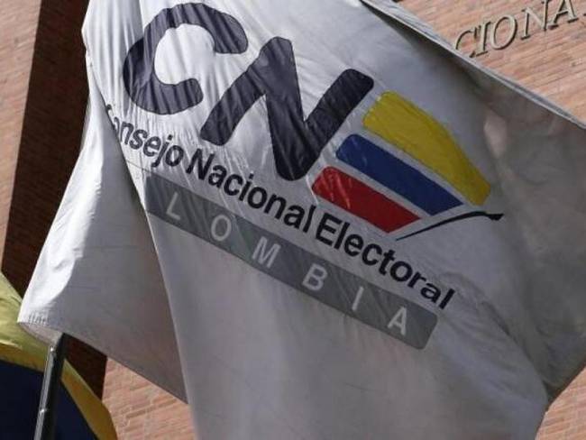 ¿Teléfono roto entre Registraduría y CNE por cierre de tarjetones electorales?