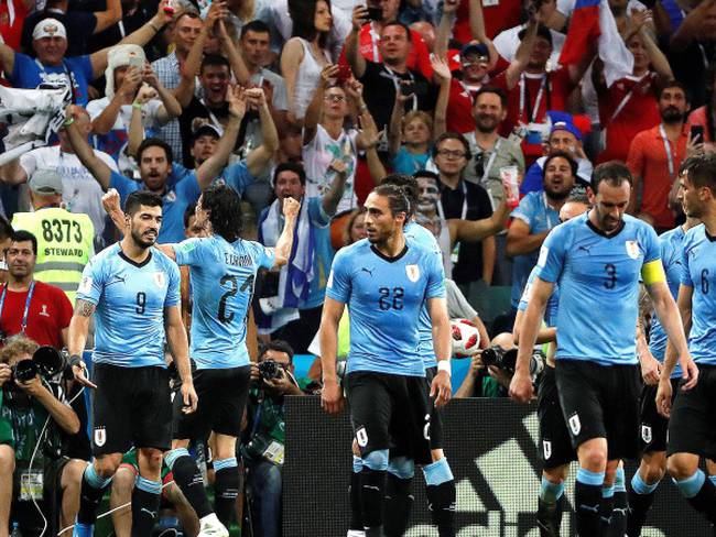 Con un Cavani imparable Uruguay avanza a los cuartos de final en Rusia