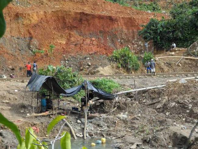 En los últimos 30 años la actividad minera en Cundinamarca ha sido desaforada: CAR