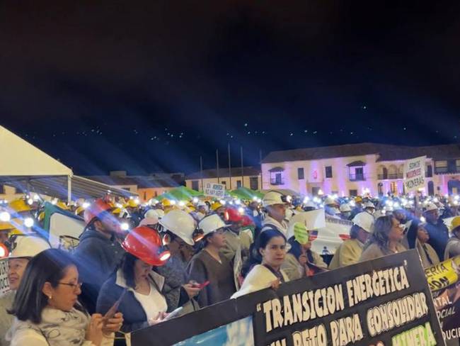 movilización minera, protesta contra el impacto de la reforma tributaria en el sector minero de carbón en el país./ Caracol Radio