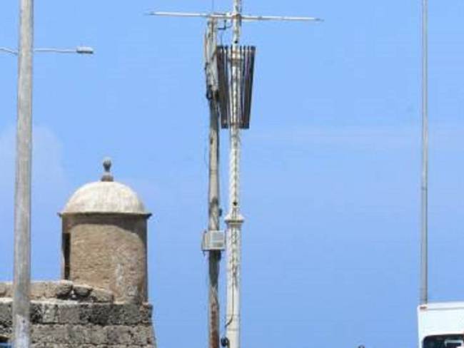 En Cartagena buscan anular licencias de antenas sobre la avenida Santander