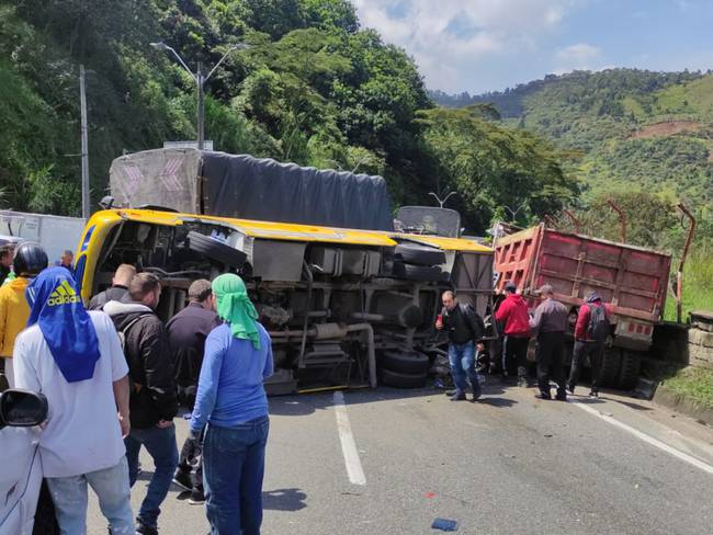 Accidente en la autopista Medellín-Bogotá