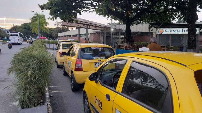 Alza de la gasolina afectará a los taxistas de Ibagué