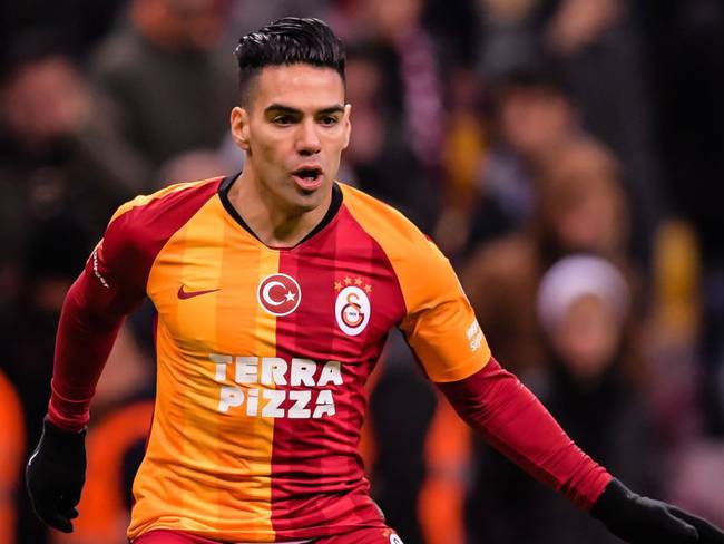 Triunfo del Galatasaray en el regreso de Radamel Falcao
