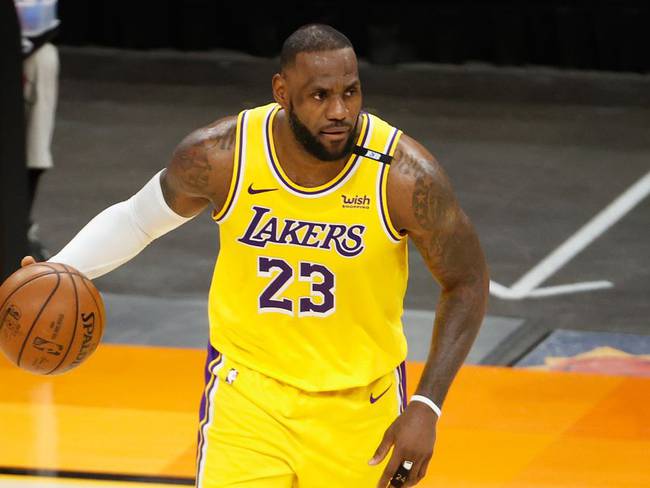 LeBron James, basquetbolista de Los Angeles Lakers