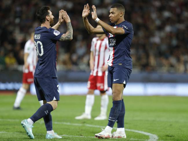 Lionel Messi y  Kylian Mbappe