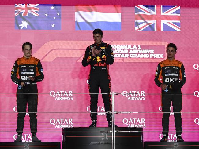Max Verstappen, Oscar Piastri y Lando Norris en el podio del GP de Qatar 2023. (Photo by Qian Jun/MB Media/Getty Images)