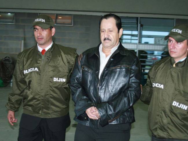 El exjefe paramilitar Hernán Giraldo Serna cuando fue extraditado a Estados Unidos - Foto DIJIN