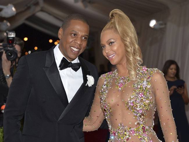 Jay Z, a la izquierda, y Beyonce llegan a la gala benéfica del Instituto del Vestuario del Museo de Arte Metropolitano en Nueva York. Foto: Associated Press - AP - Evan Agostini