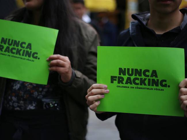 A punto de hundirse, proyecto que prohibiría el Fracking en Colombia