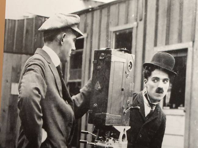 El 5 de febrero de 1936 se estrenó el film protagonizado por Charles Chaplin.