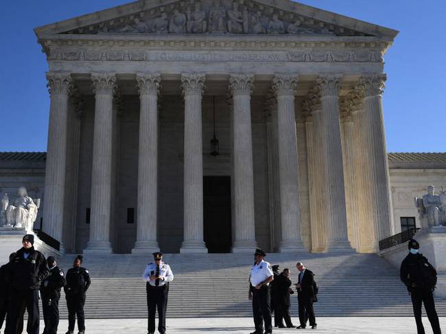 Inicia debate crucial en la Corte Suprema de EE.UU. sobre ley de aborto