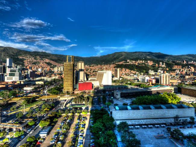 Contagios de COVID-19 en Medellín están estables y a la baja: Alcaldía