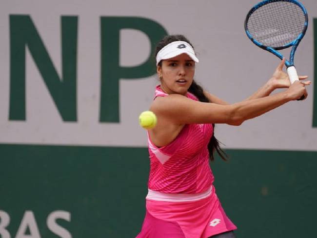 Camila Osorio ganó y está a un partido de la primera fase de Roland Garros