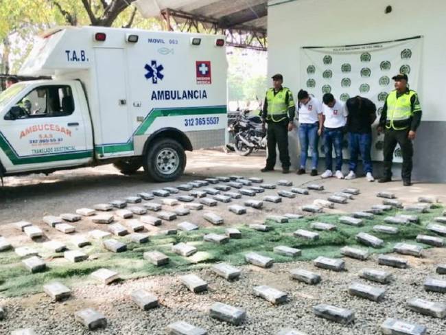 Cae ‘narco ambulancia’ en la Zona Bananera con 156 kilos de cocaína
