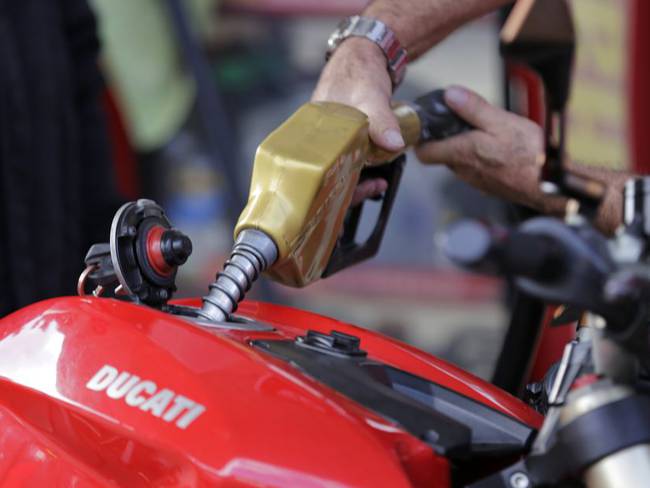 La Cámara de Representantes aprobó en último debate el proyecto de ley que regula la sobretasa a la gasolina 