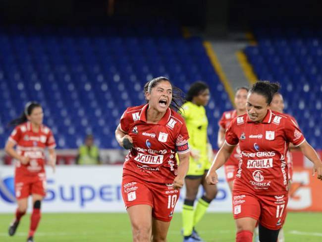América gana, gusta y golea para pasar a semifinales de la Liga Femenina