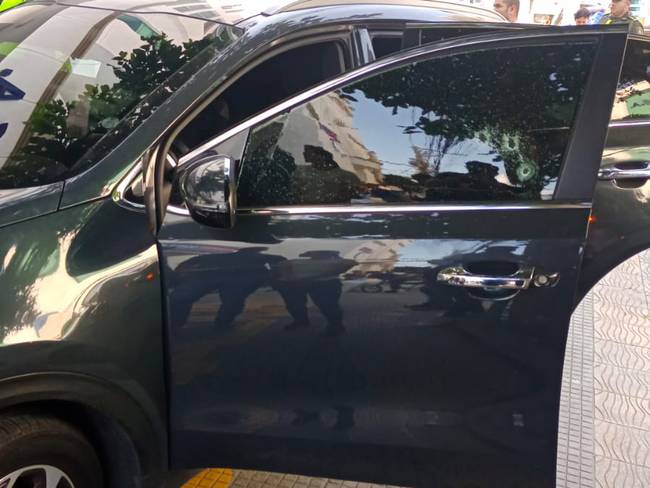 Vehículo en el que se movilizaba la víctima del ataque en Barranquilla./ Cortesía