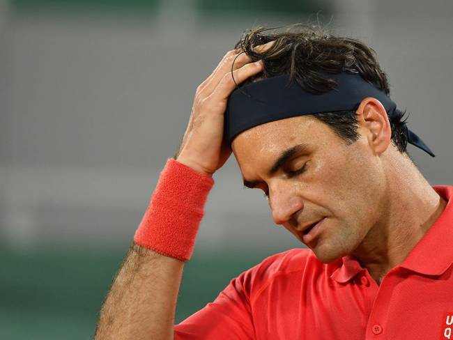 Roger Federer se retira de Roland Garros tras clasificar a octavos de final