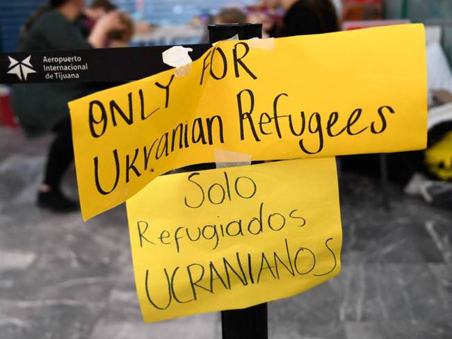 Zona de refugio exclusiva para migrantes ucranianos en el Aeropuerto Internacional de Tijuana.                  Foto: Getty 