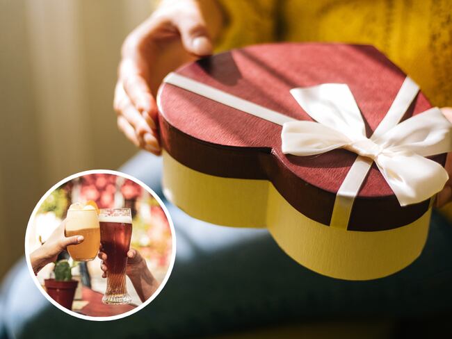 Persona recibiendo un regalo romántico y de fondo dos personas celebrando con bebidas. (Fotos vía Getty Images)