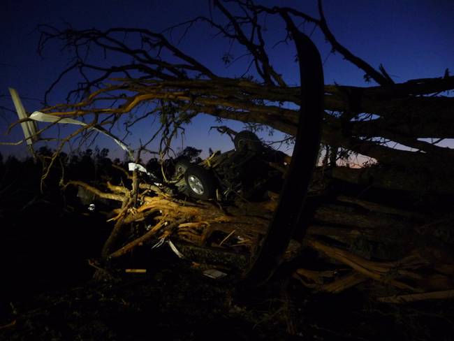 NBC NEWS -- Mississippi Tornado - Photo by: Kerry Sanders/NBC NewsWire