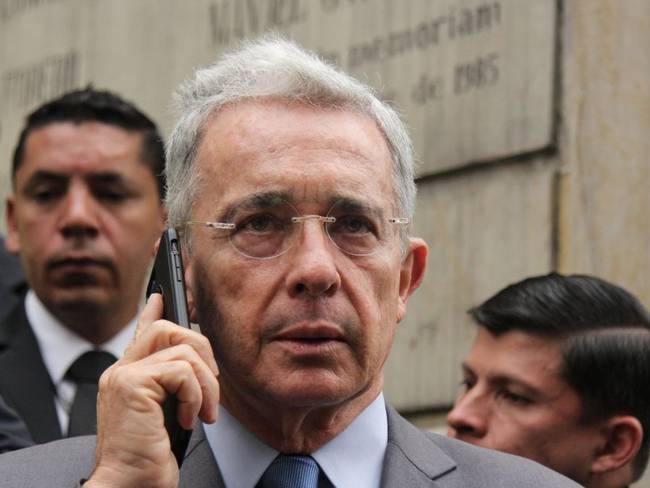 Las peleas &#039;casadas&#039; entre Uribe y la Corte Suprema de Justicia