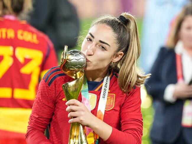 Olga Carmona luego del triunfo de España en la Copa Mundial Femenina