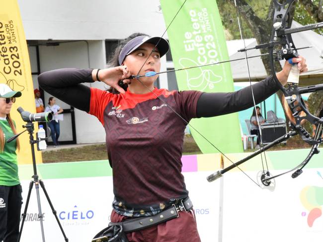 Mariana Rodríguez Robayo se colgó la medalla de plata en los Juegos Nacionales para Boyacá en Tiro con Arco. / Foto. Cortesía