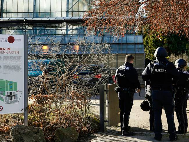 Policía en las instalaciones de la Universidad de Heidelberg