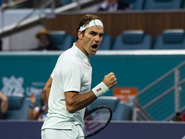 Federer venció a Filip Krajinović y avanzó a octavos de Miami